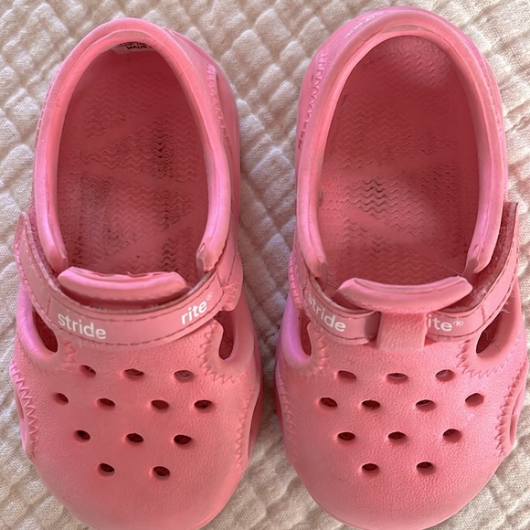 Stride rite infant shoes sz 4 - Picture 3 of 5